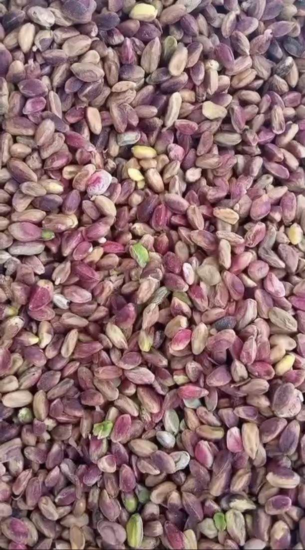 حبّات الفستق المقشّرة، أساس الفستق المبشور والمطحون من Alyassin Farms
